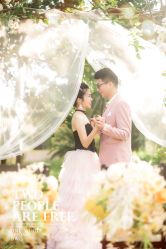 -现代经典婚纱摄影
