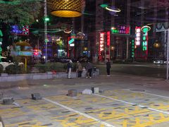 -路边边.炒菜烧烤.音乐餐厅(良乡长虹店)