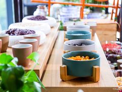 自助取餐区-武汉世茂希尔顿酒店·汇·全日餐厅