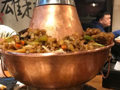 炭火销魂蛙锅-炉小二铜锅牛蛙•川湘菜(三里屯店)