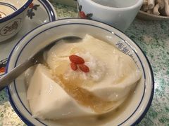 冰醉豆花-鸿姐老火锅(疁城新天地店)