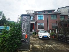 -雅鲁激流探险漂流