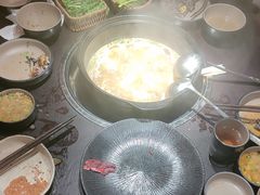 -芸鲜季·云南野生菌餐厅· 云南风物味研社(闵行店)