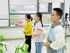 -蓝话筒·少儿成人演讲口才·主持朗诵·戏剧表演(大华第一坊店)