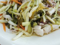 咸菜炒墨鱼-老白酒农家菜馆