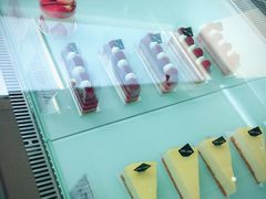 -UNI UNI(环亚凯瑟琳店)