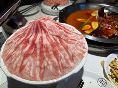 -茅草房·河畔园林火锅