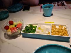 -荷塘秋月·本帮江浙菜(国权路店)