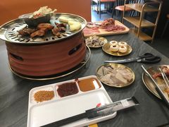 -允辛家·自助泥炉烤肉(九亭店)