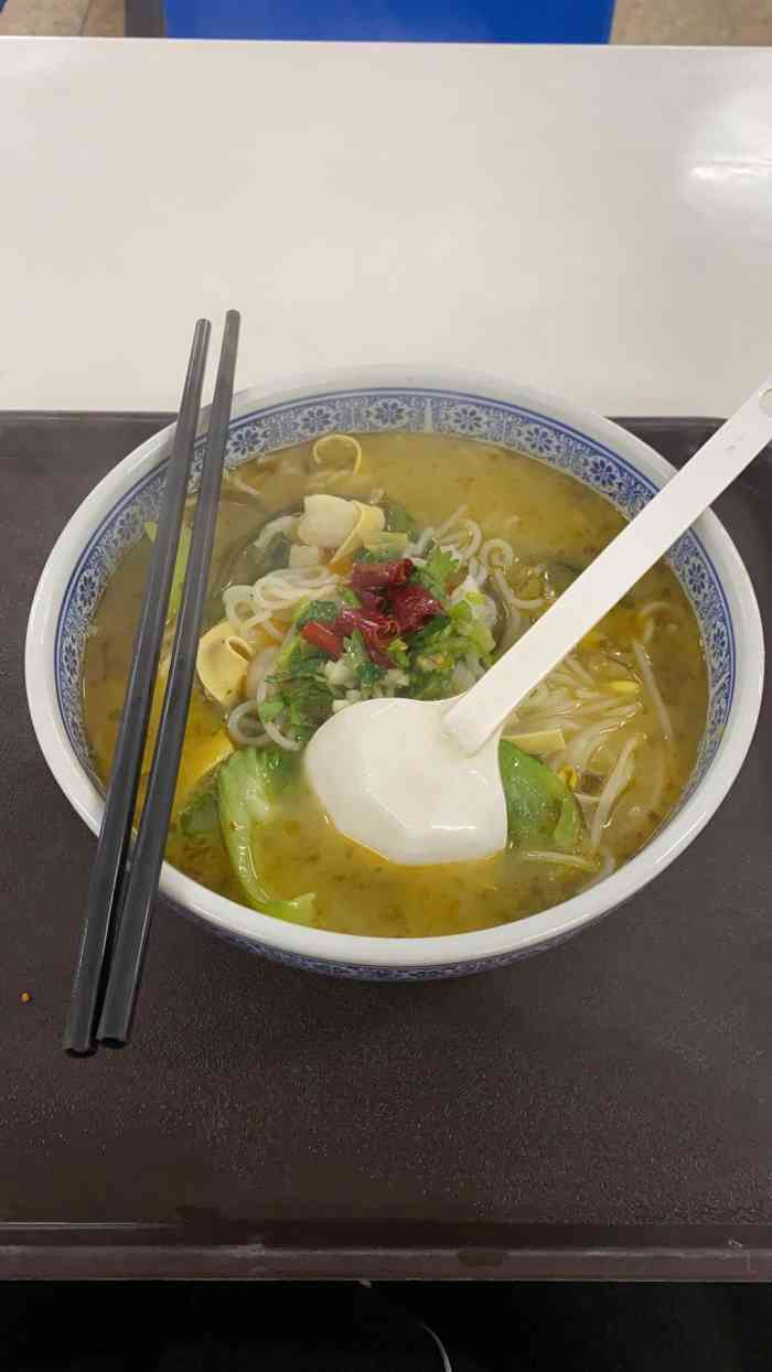 北京物资学院-3食堂-"物资学院食堂做的还是很不错的,来这里办事.