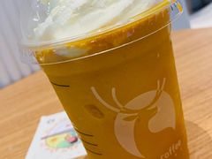 芒果茉莉瑞纳冰-瑞幸咖啡(长宁来福士B1层店)