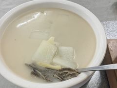 -台山第一家兴华黄鳝饭·黄鳝婆(彭沙坑总店)