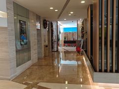 -上海虹桥君丽假日酒店(娄山关路地铁站店)