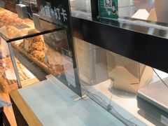 面包甜点陈列柜-六贤记(杭州龙湖滨江天街店)