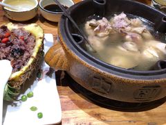 -老滇山寨•云南特色菜•地方菜•民族风情歌舞表演(金碧店)