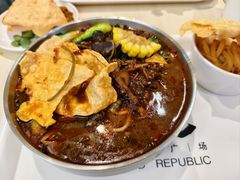 -红鼻子桂林米粉(金唐新光界店)