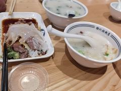 -银记肠粉店(南方医院店)