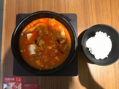 番茄酥肉饭-阿香米线杭州西湖银泰文化广场餐厅