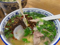 -嘻小北·兰州清汤牛肉面(太平洋森活天地店)