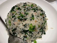 荠菜香菇火腿炒饭-老吉士(环贸iapm店)