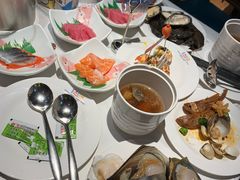 -领鲜活海鲜榴莲自助火锅(东门店)