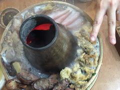 -石磨豆花家常菜·牦牛排土火锅