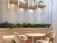 -好利来(东四店)