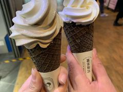 芝芝金凤冰激凌-喜茶(上海正大广场店)