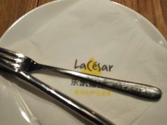-乐凯撒披萨(东方新世界店)