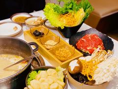 -汤宴·参须肚包鸡(南京路店)