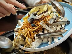 -菌之家·专业纯野生菌火锅·特色炒菌