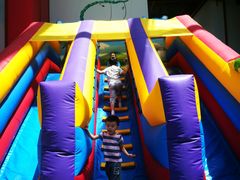 -蒙特利亲子乐园