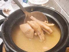 莲藕花生眉豆煲鸡脚-文记壹心鸡(宝华路店)