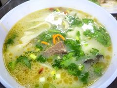 -吕记清真美食城(永兴服装街店)