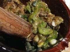 皮蛋青椒擂茄子-费大厨辣椒炒肉(皇庭广场店)