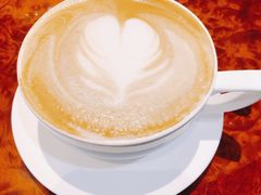 卡布奇诺-上海锦江汤臣洲际大酒店柒酒廊