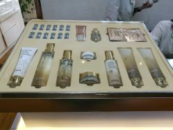 -成都苗方清颜专业祛痘