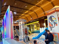 -童趣廊·儿童波波池·海洋球(长隆横琴湾酒店)