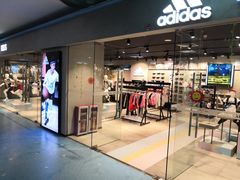 -adidas(正佳广场店)