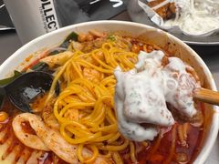 -W COLLECTIVE  DESSERT SHOP