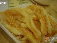 酸甜无骨掌翼-老班长手工灌汤包老店(东山店)