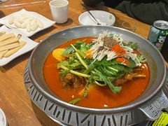 -喇喇排骨火锅·传统韩式脊骨汤(望京西园总店)
