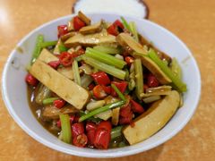 芹菜香干-老游独一佳湘菜馆(高新四路店)