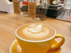 澳白-COFFEE HOLIC(朝外SOHO店)