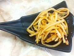 -老码头黑皮肘子锅包肉(文政街店)