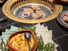 -山川小町·极番烧肉(新地假日广场店)