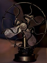 古老电风扇-IRIS爱蕊丝形象