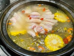 -野迹·石橄榄鸡·烧烤(新洲店)