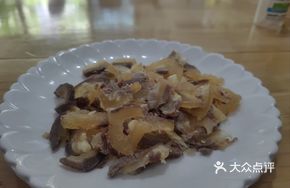 Steamed Beef Tendon in Cold Sauce