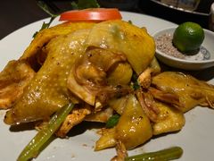 -大头虾越式风味餐厅(光明广场店)